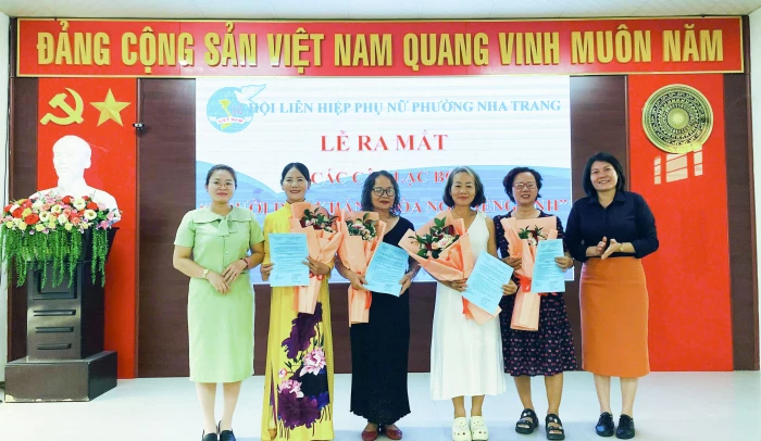Hội Liên hiệp Phụ nữ phường Nha Trang ra mắt 4 câu lạc bộ “Người dân Khánh Hòa nói tiếng Anh”