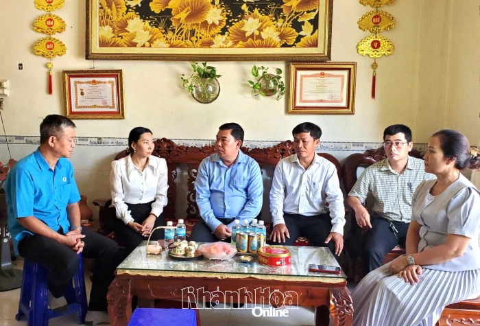 Thăm 5 gia đình nạn nhân tử vong do tai nạn lao động