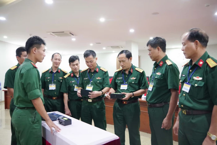 Trường Sĩ quan Thông tin khai mạc Hội thi Sáng tạo khoa học và công nghệ