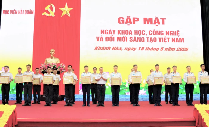 Học viện Hải quân gặp mặt nhân Ngày Khoa học, Công nghệ và Đổi mới sáng tạo Việt Nam