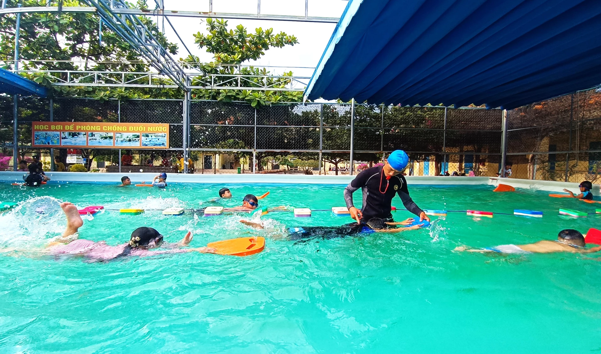 Xã Vạn Ninh chú trọng triển khai các hoạt động an toàn cho trẻ em trong dịp hè.
