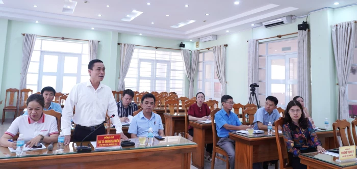 Xã Vạn Ninh làm việc với Viettel Khánh Hòa về công tác chuyển đổi số