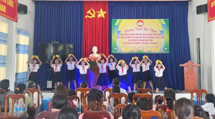 Ủy ban MTTQ Việt Nam xã Bắc Khánh Vĩnh tổ chức chương trình văn nghệ “Đại đoàn kết - Niềm tin và khát vọng”