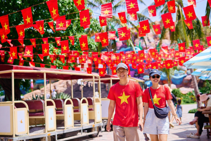 Khánh Hòa rộn ràng đón khách dịp lễ
