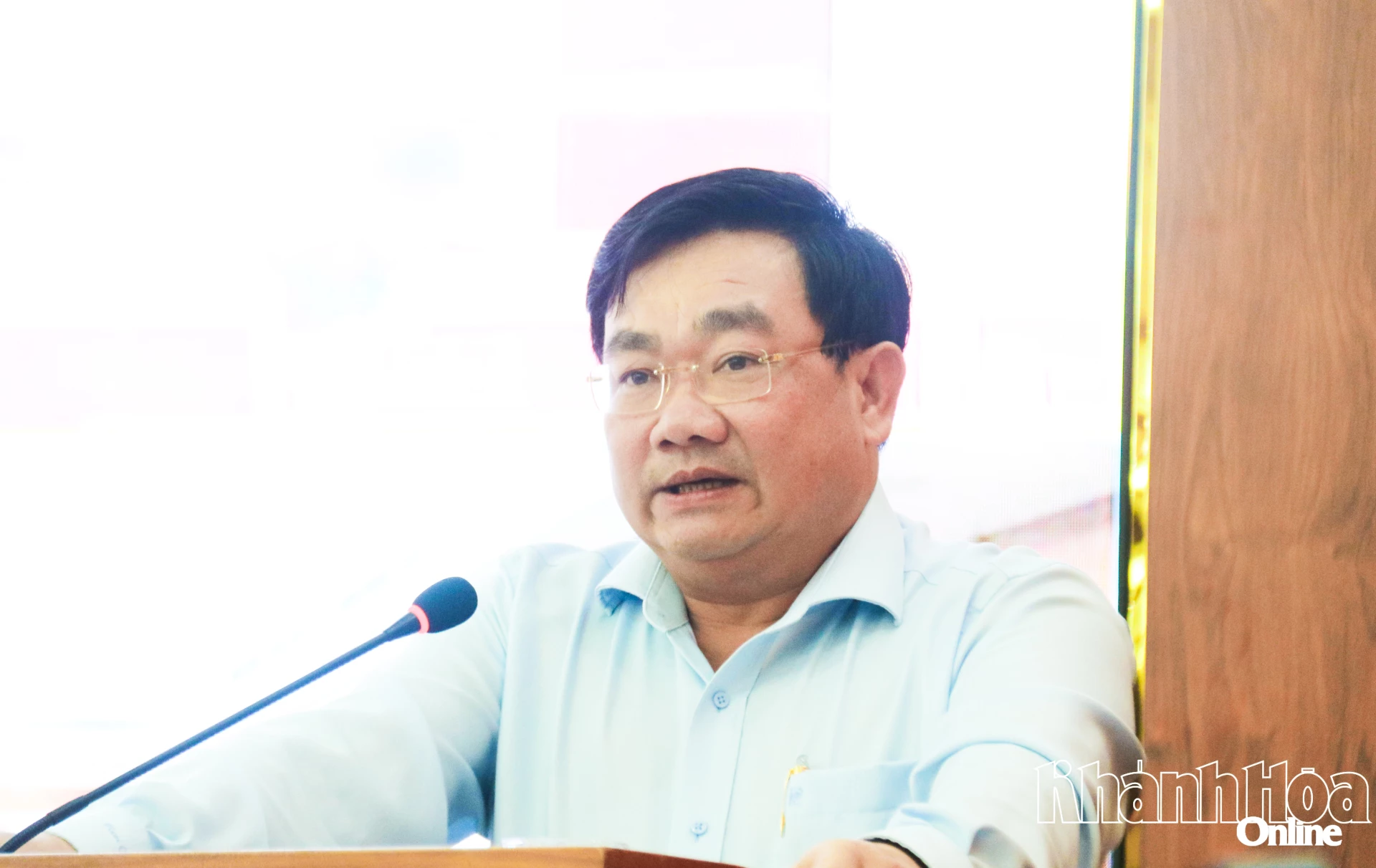 Đồng chí Trịnh Minh Hoàng phát biểu tại hội nghị.