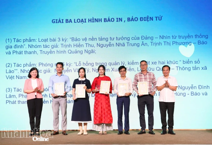 ​​​​​​​Báo và Phát thanh, Truyền hình Khánh Hòa đoạt 2 giải tại Giải Báo chí khu vực Tây Nguyên và Duyên hải miền Trung lần thứ nhất
