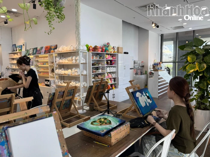 Trải nghiệm cà phê kết hợp workshop