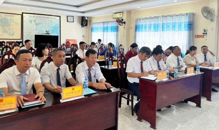 Kỳ họp chuyên đề HĐND xã Khánh Vĩnh khóa II