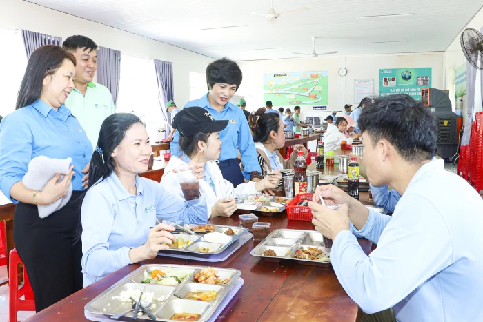 Vì sức khỏe người lao động và sự phát triển doanh nghiệp