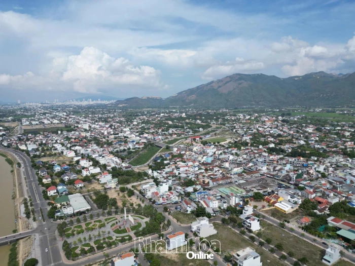 Xã Diên Khánh hội tụ đủ điều kiện thành lập phường