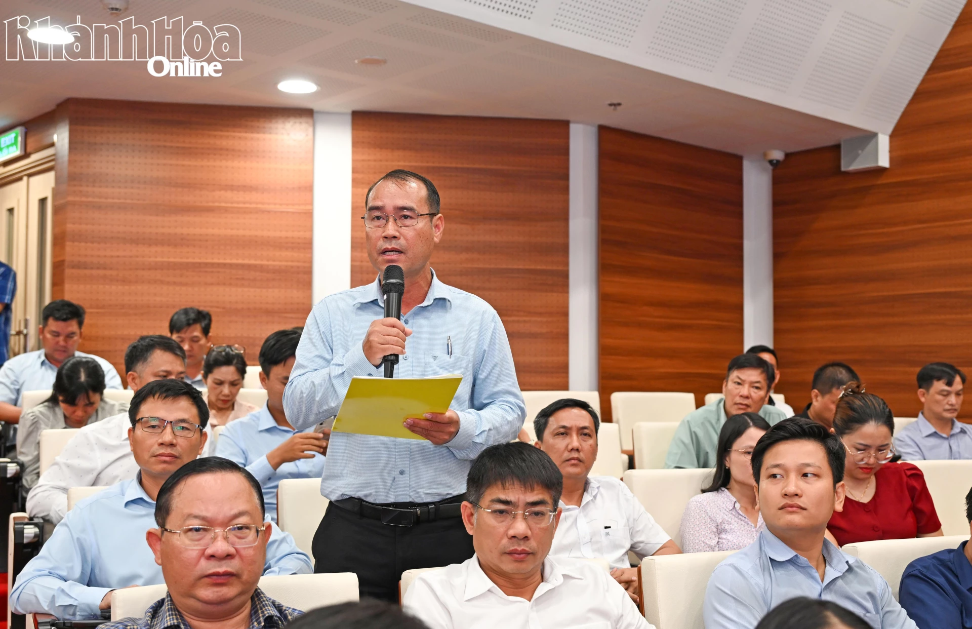 Đại diện xã, phường phát biểu.