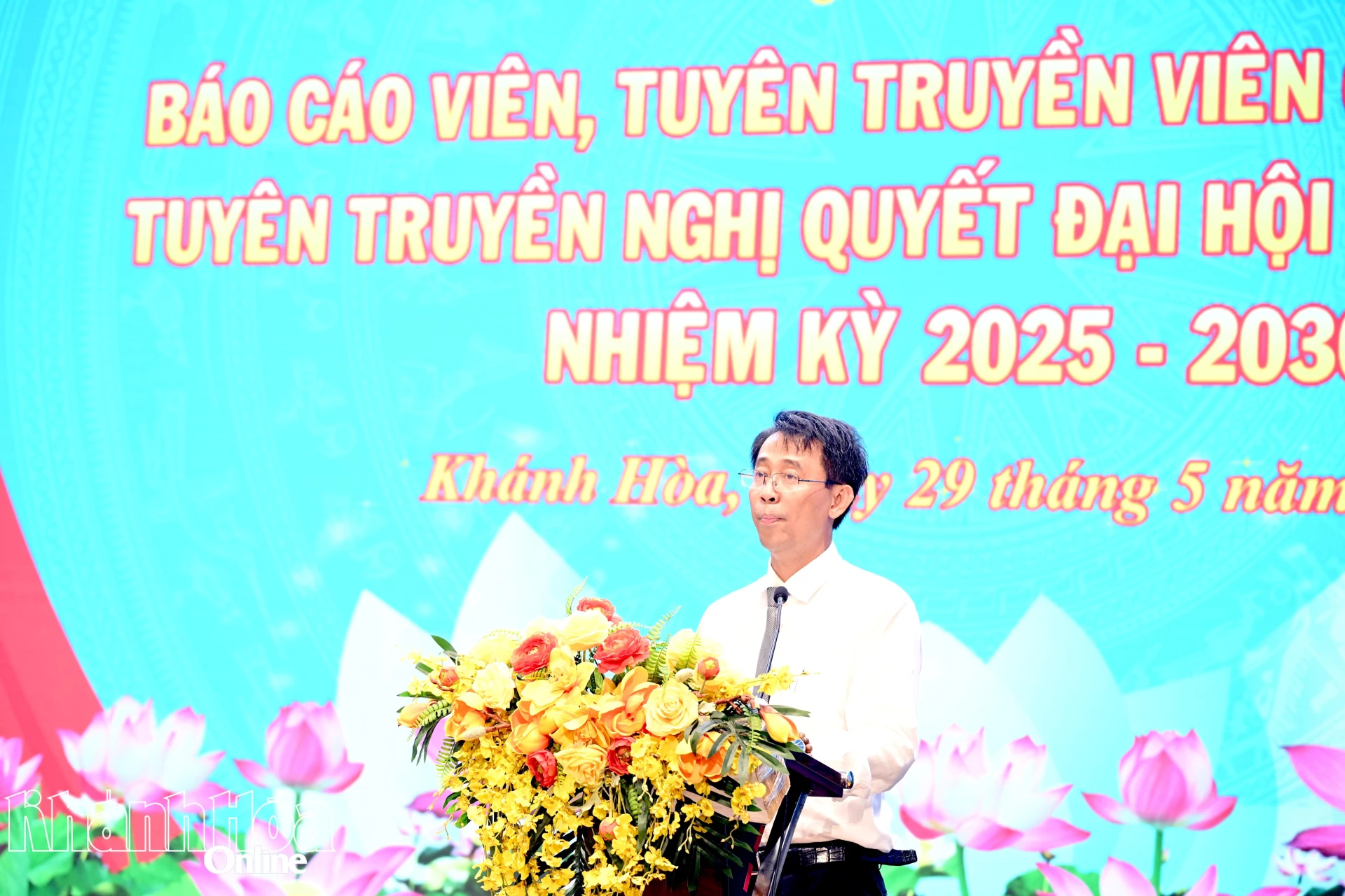 Đồng chí Trịnh Văn Mơ phát biểu khai mạc hội thi.