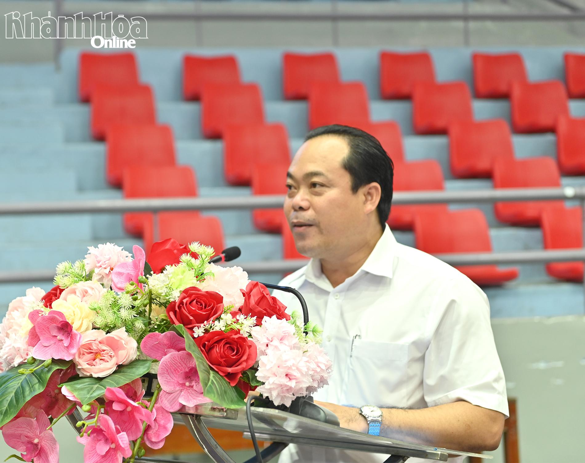 Ông Phan Đức Cường - Giám đốc Trung tâm Dịch vụ thi đấu thể thao, Phó Trưởng Ban tổ chức giải phát biểu khai mạc.