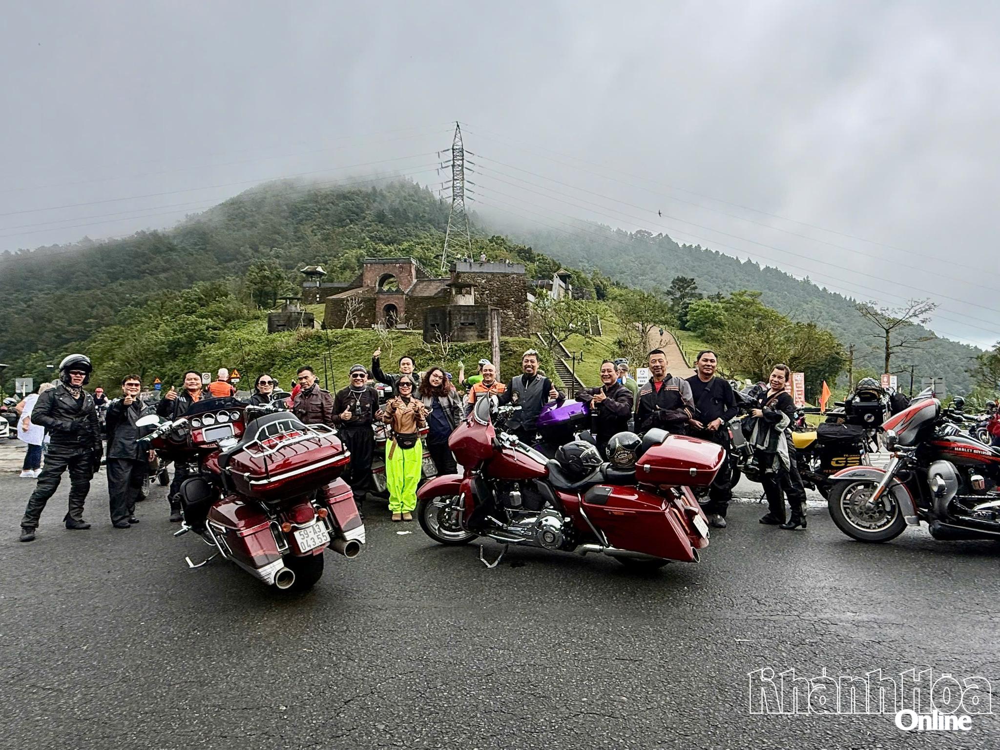 Các thành viên của H-D Saigon Motorcycle Club.
