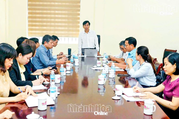 Tìm giải pháp tháo gỡ thiếu hụt hướng dẫn viên tiếng Nga