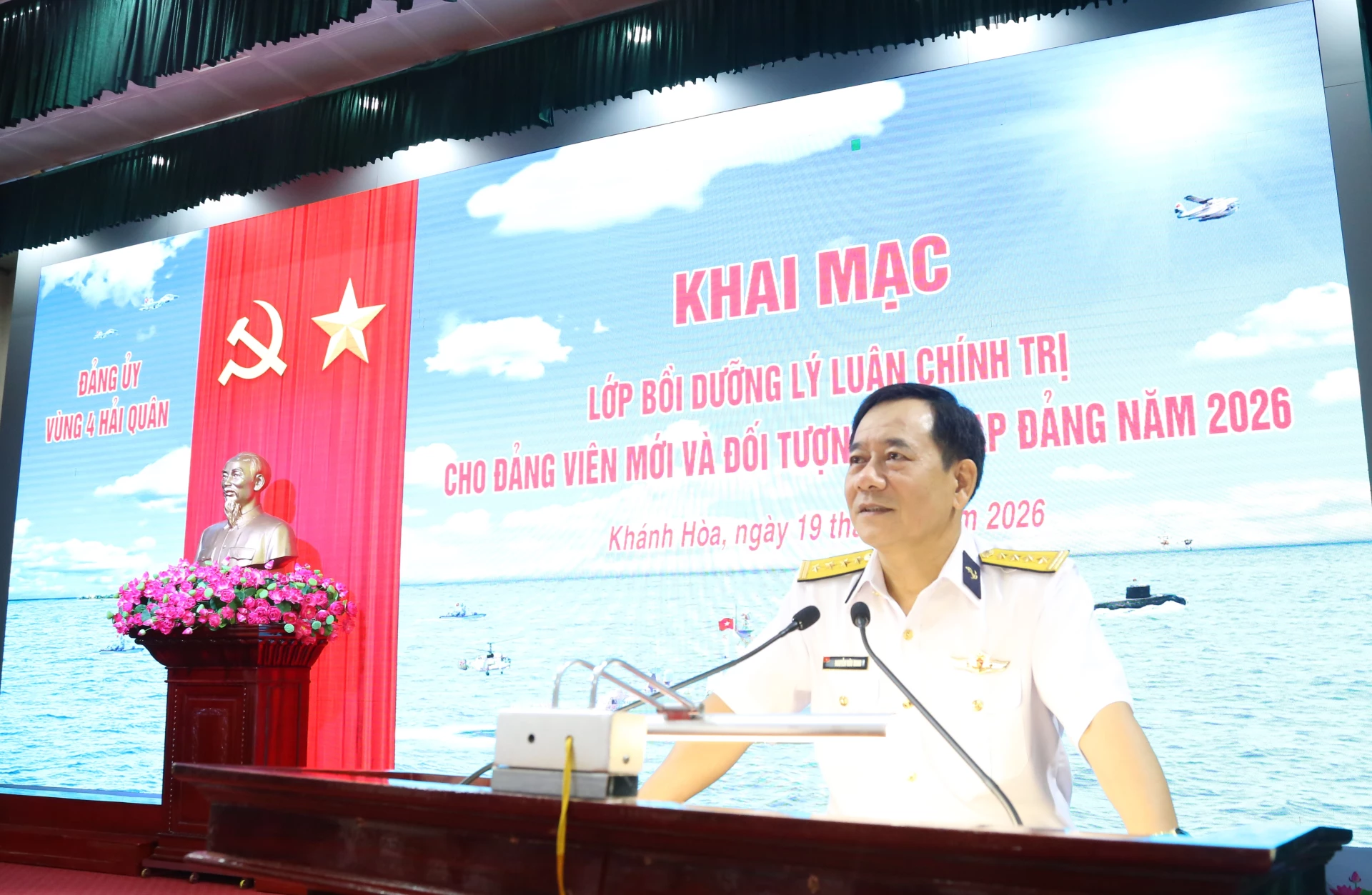 . Đại tá Nguyễn Hữu Minh phát biểu chỉ đạo.