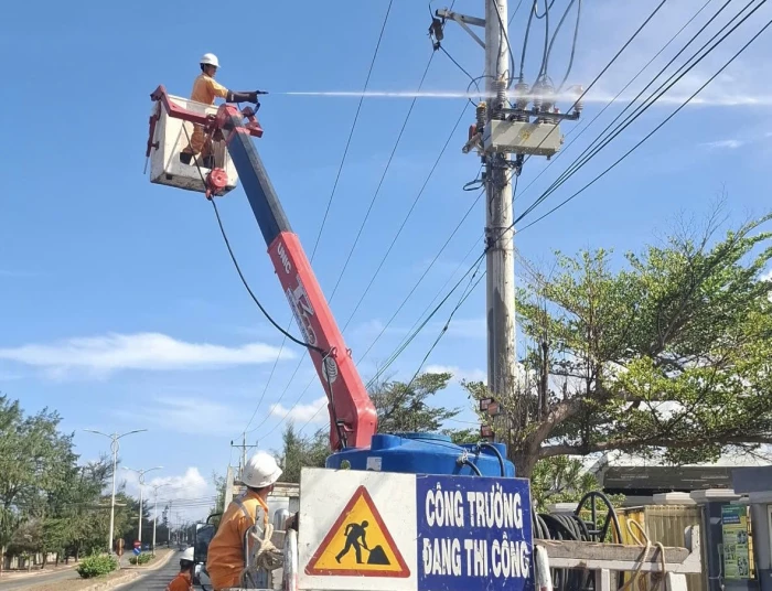Công ty Điện lực Khánh Hòa đồng hành với kỳ thi tuyển sinh lớp 10