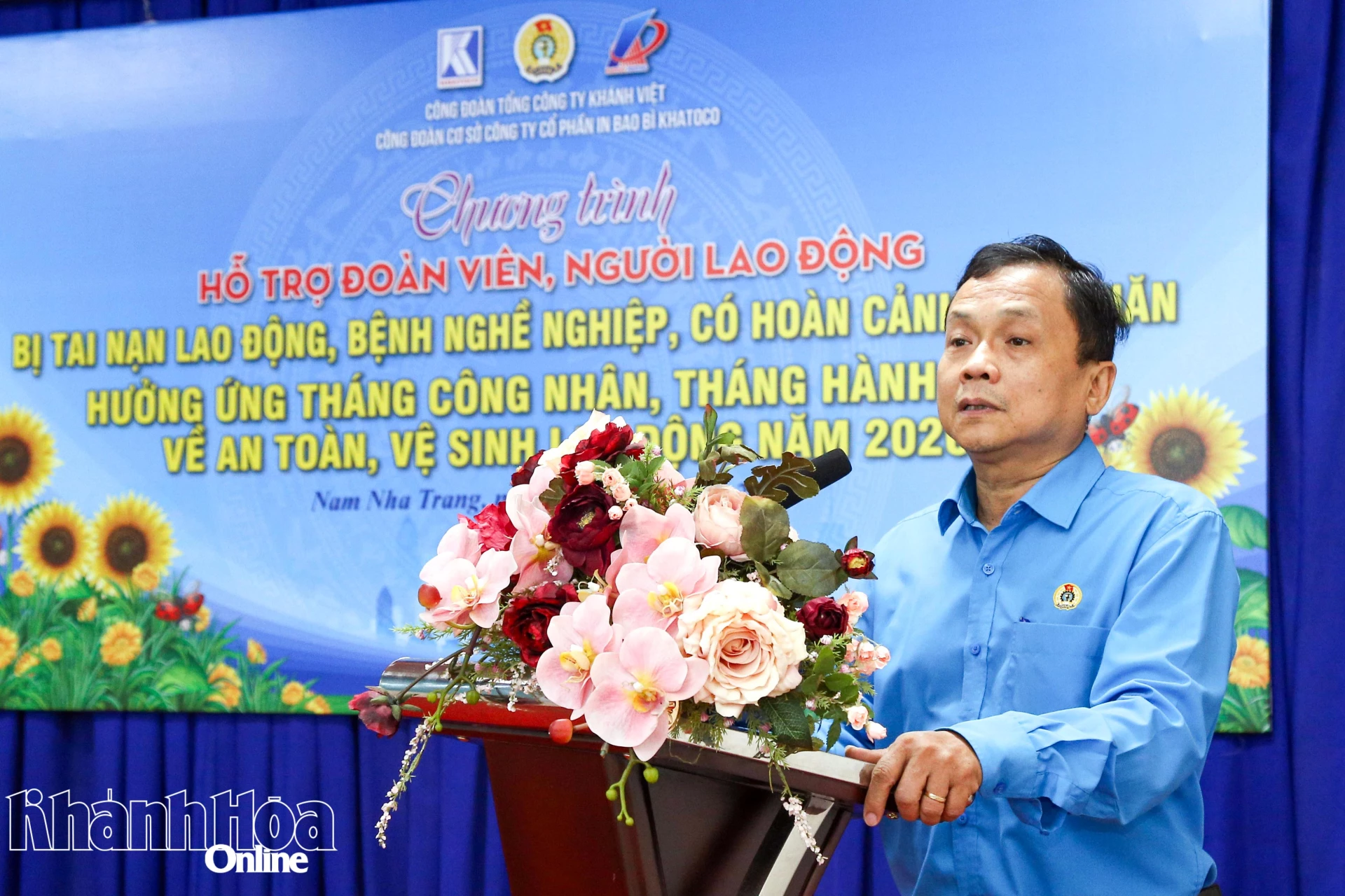 Lãnh đạo Liên đoàn Lao động tỉnh phát biểu tại chương trình.