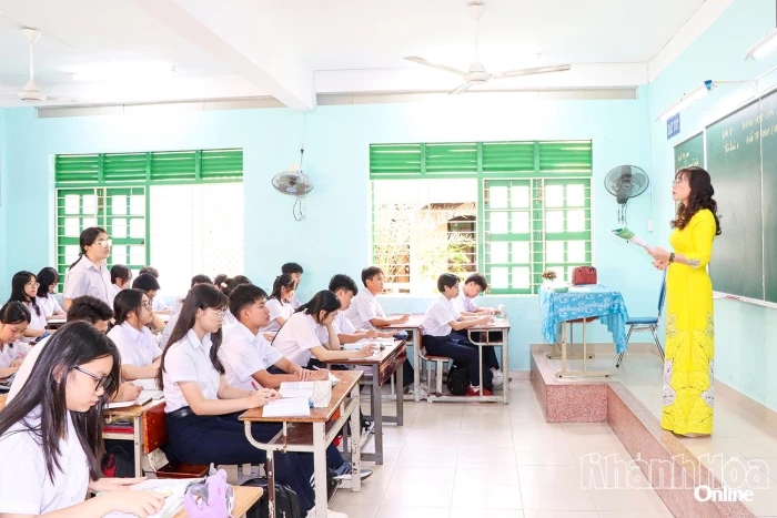 "Đo nhiệt" đợt đăng ký dự tuyển lớp 10 lần 1