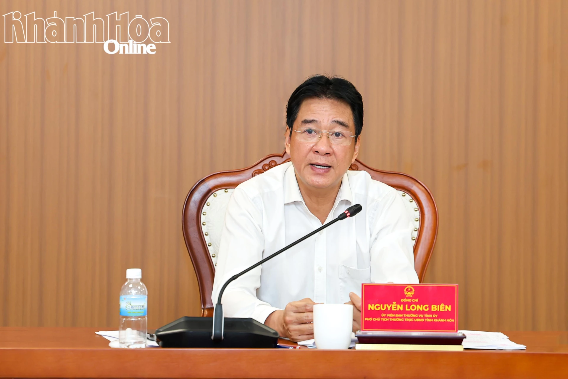 Đồng chí Nguyễn Long Biên phát biểu chỉ đạo tại cuộc họp.