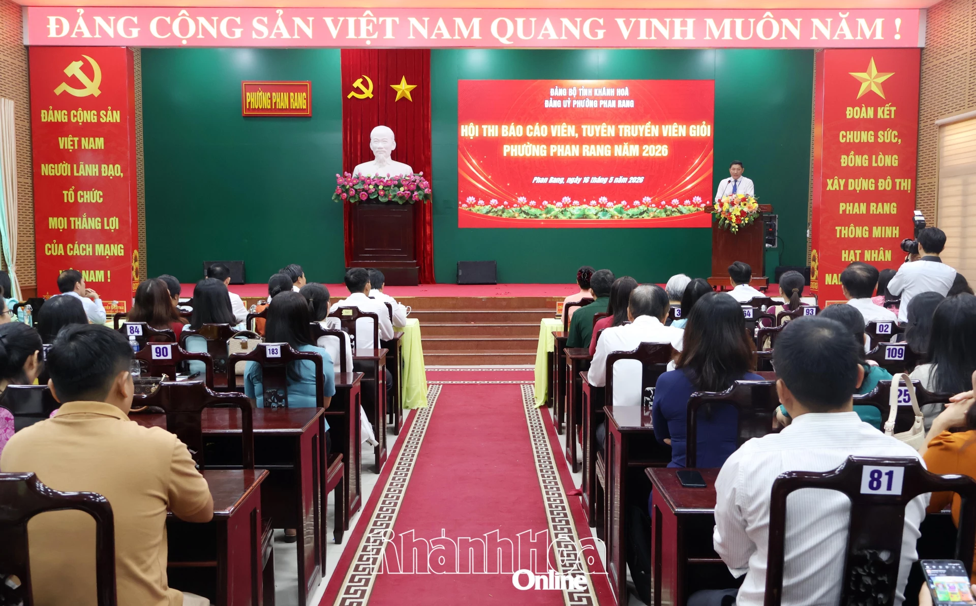 Quang cảnh hội thi.