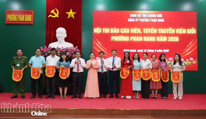 Chung khảo Hội thi Báo cáo viên, tuyên truyền viên giỏi phường Phan Rang năm 2026