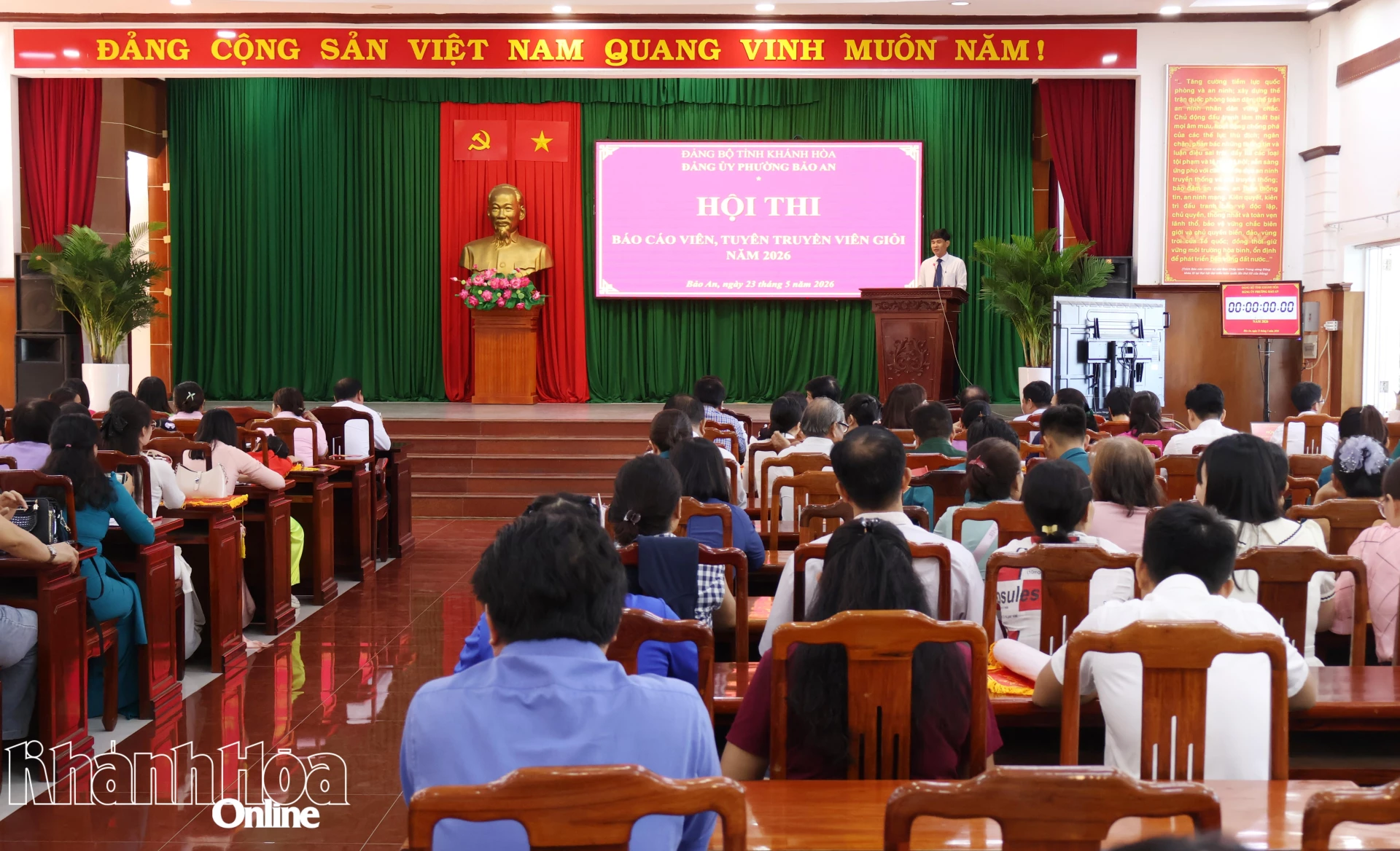 Quang cảnh hội thi.
