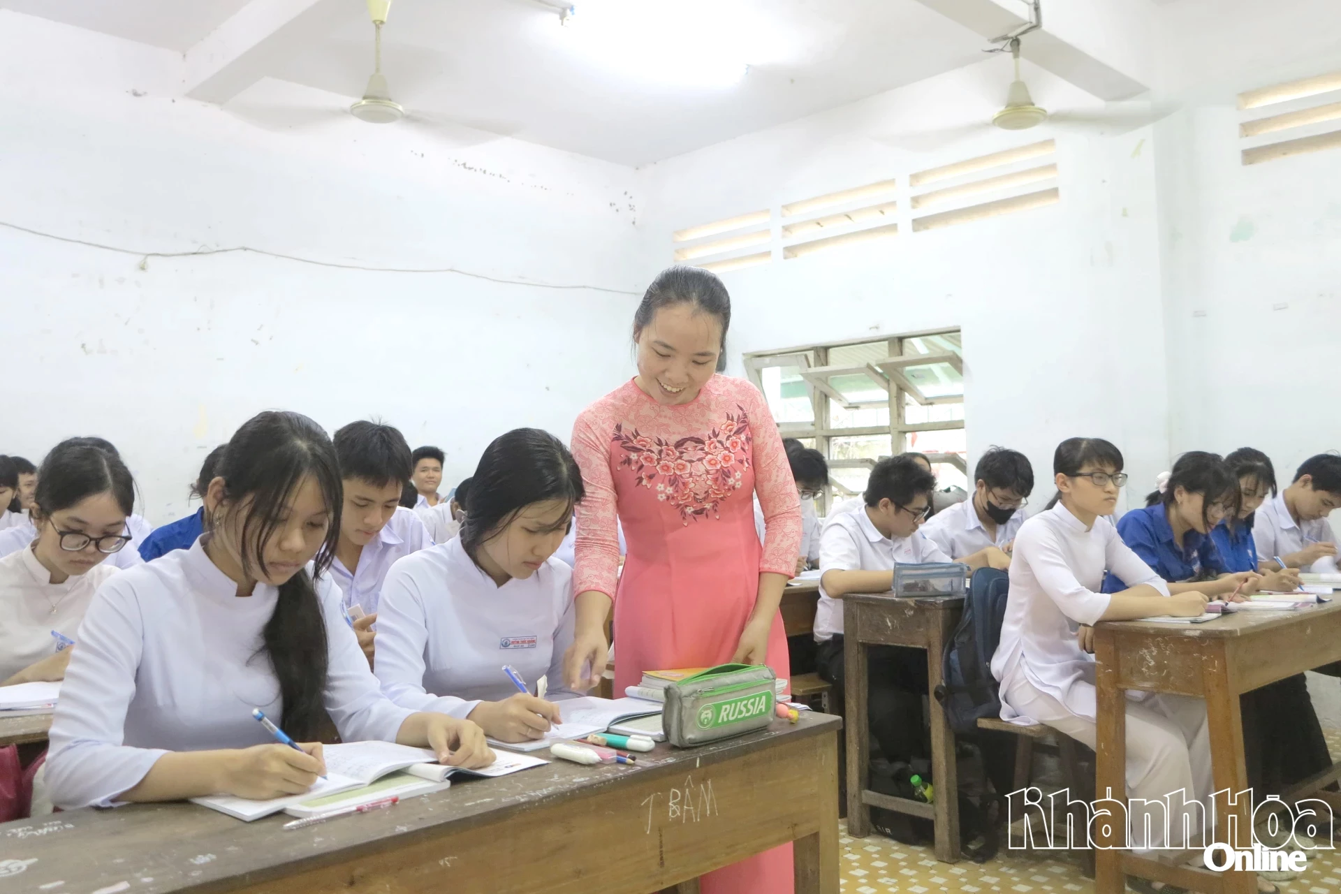 Các trường tổ chức thi thử tốt nghiệp THPT ít nhất 2 lần