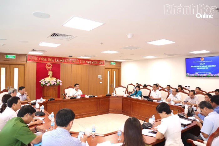 Quyết liệt xử lý hành vi săn bắt chim yến