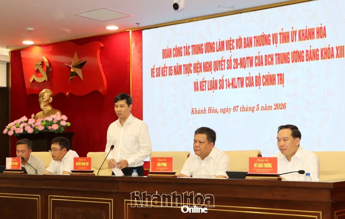 Đoàn công tác Trung ương làm việc với Ban Thường vụ Tỉnh ủy về sơ kết 5 năm thực hiện Nghị quyết số 28 và Kết luận số 14