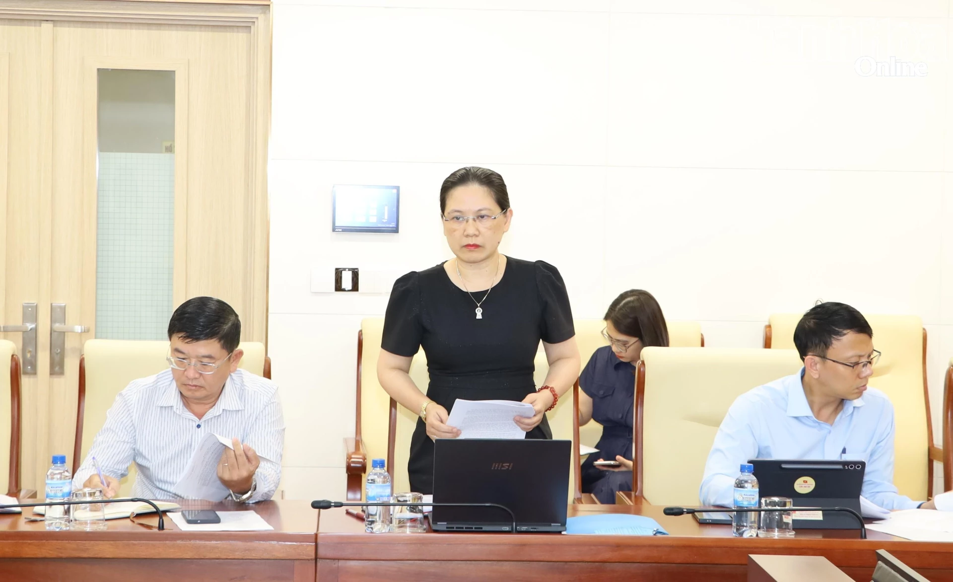 Đồng chí Lê Vinh Liên Trang - Phó Trưởng ban Tuyên giáo và Dân vận Tỉnh ủy phát biểu.