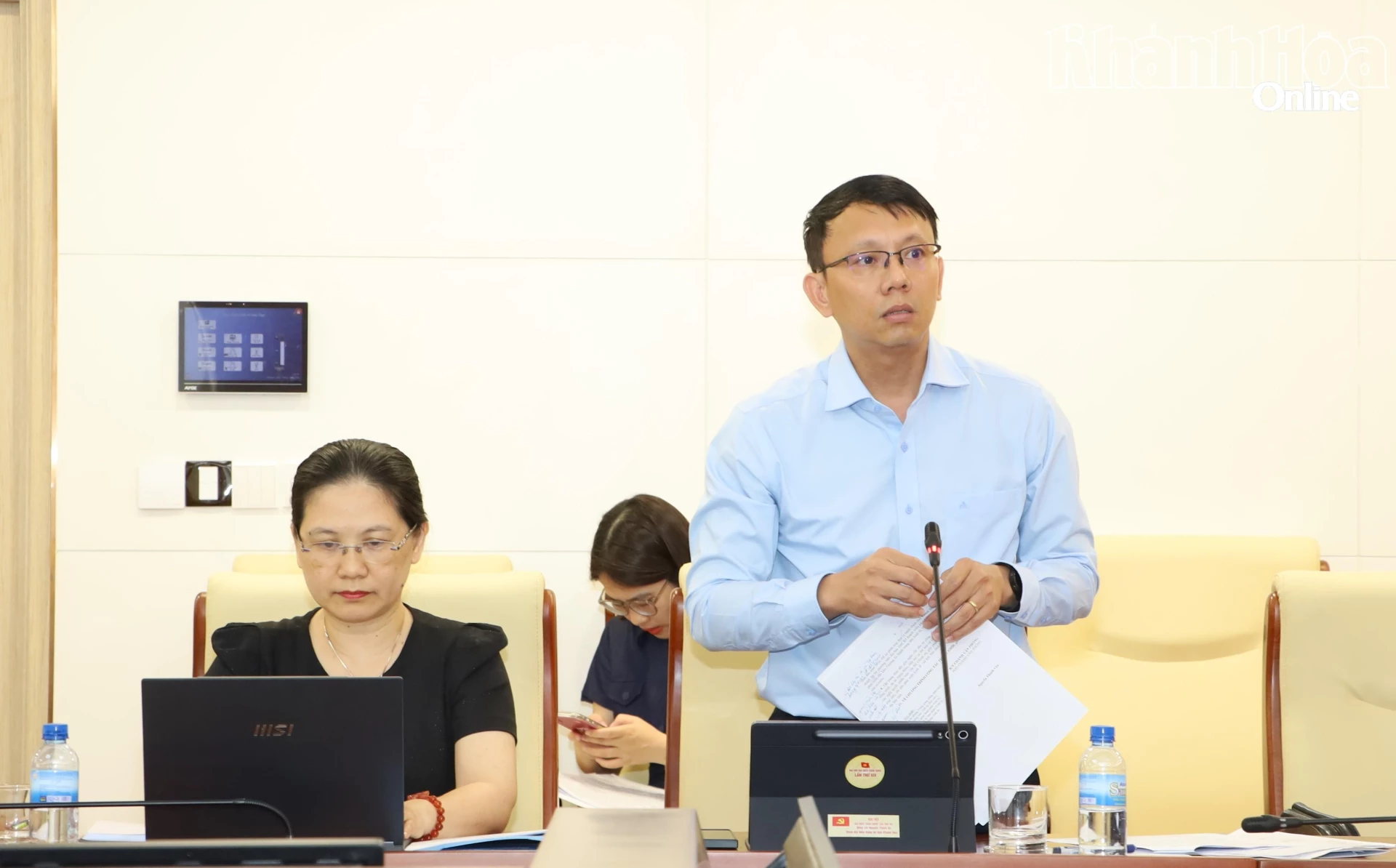 Đồng chí Nguyễn Thanh Hà phát biểu tại hội nghị.