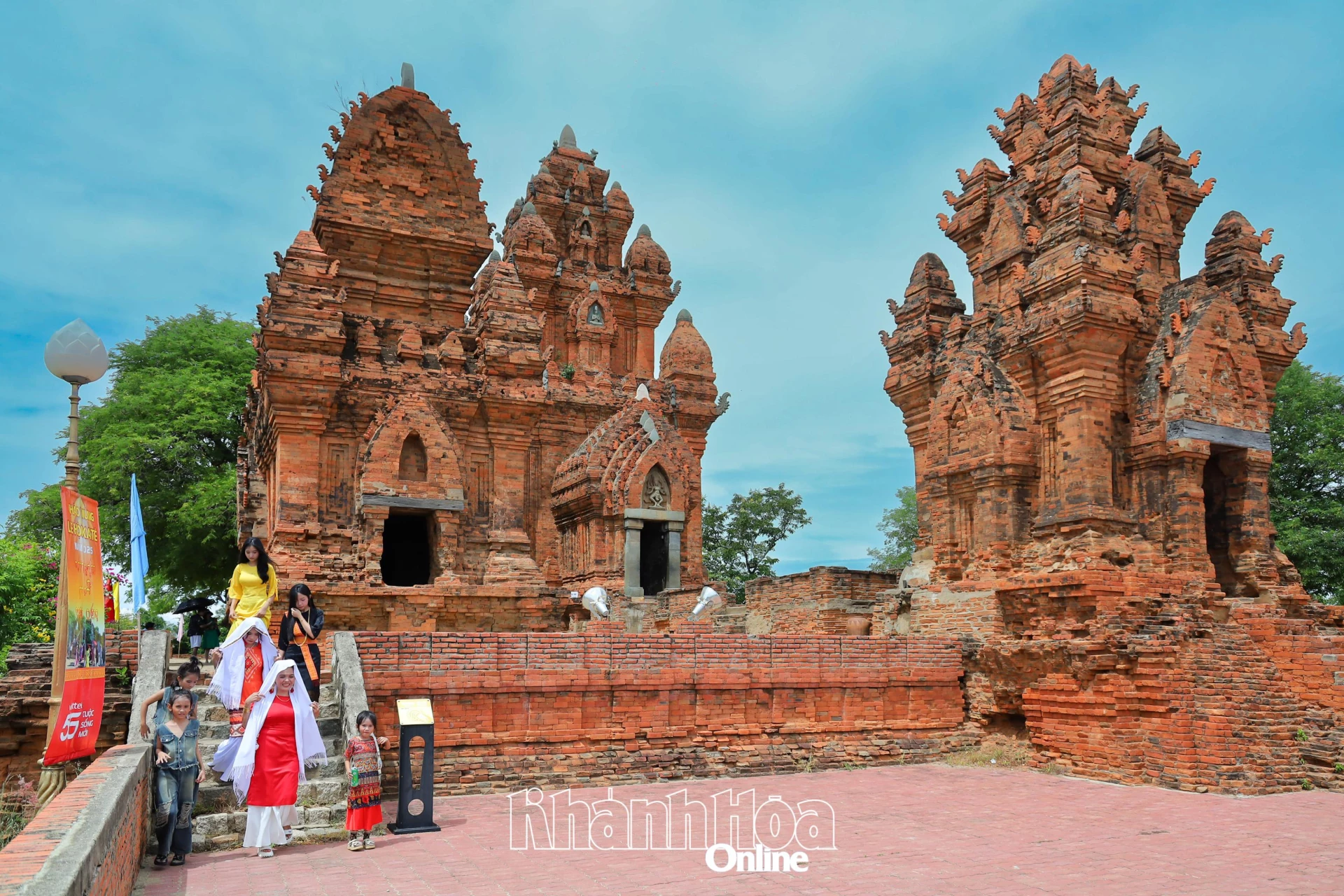 Di tích quốc gia đặc biệt Tháp Pô Klong Garai.