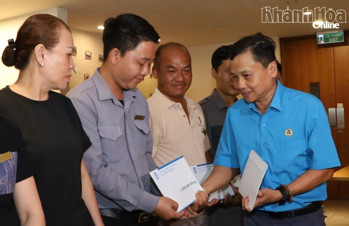 Tổ chức “Bữa cơm công đoàn” tại Công ty Cổ phần T.D