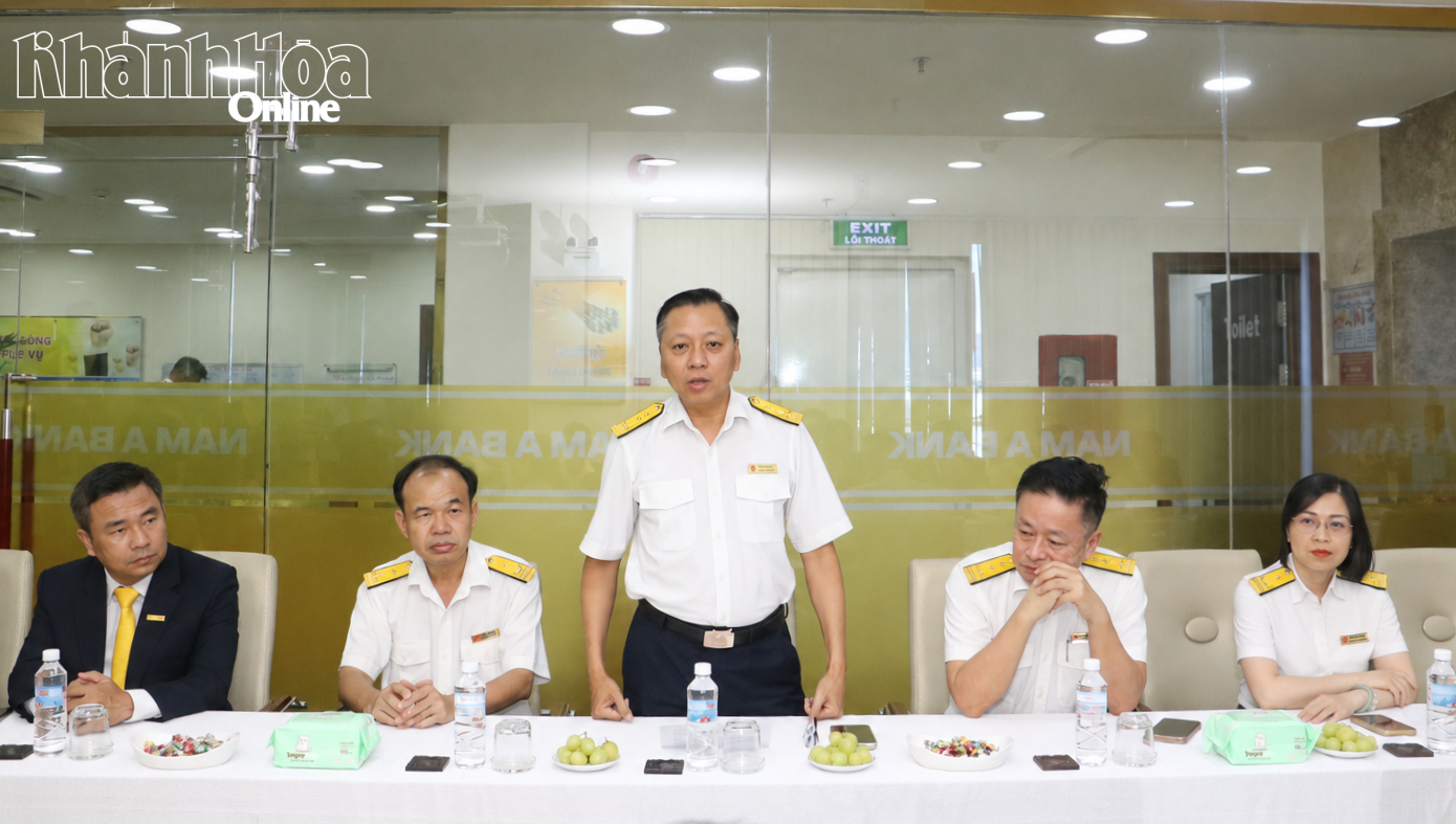 Ông Nguyễn Ngọc Tú - Trưởng Thuế tỉnh phát biểu tại lễ ký kết