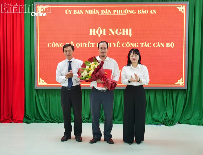 Phường Bảo An công bố quyết định bổ nhiệm Giám đốc Trung tâm Dịch vụ, sự nghiệp công