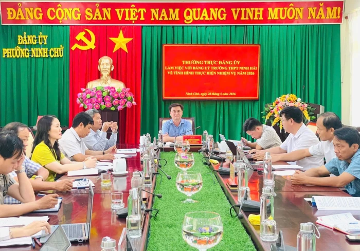 Đảng ủy phường Ninh Chử làm việc với Trường THPT Ninh Hải về thực hiện nhiệm vụ năm 2026