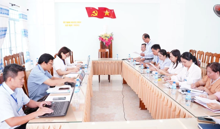 Kiểm tra việc chấp hành kỷ luật, kỷ cương hành chính tại xã Vạn Thắng
