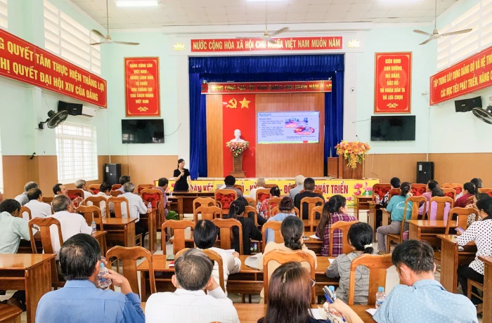 Xã Vạn Hưng tập huấn quy trình nuôi nấm đông trùng hạ thảo cho nông dân