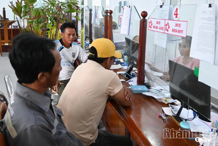 Khánh Hòa phấn đấu vào nhóm 10 địa phương dẫn đầu về chuyển đổi số