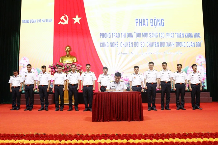 Trung đoàn 196 Hải quân phát động Tháng hành động về an toàn, vệ sinh lao động