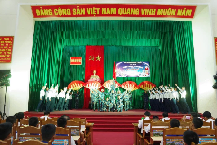 Trung tâm Huấn luyện Vùng 4 Hải quân tổ chức liên hoan “Tiếng hát binh nhì, Vũ điệu binh nhì”