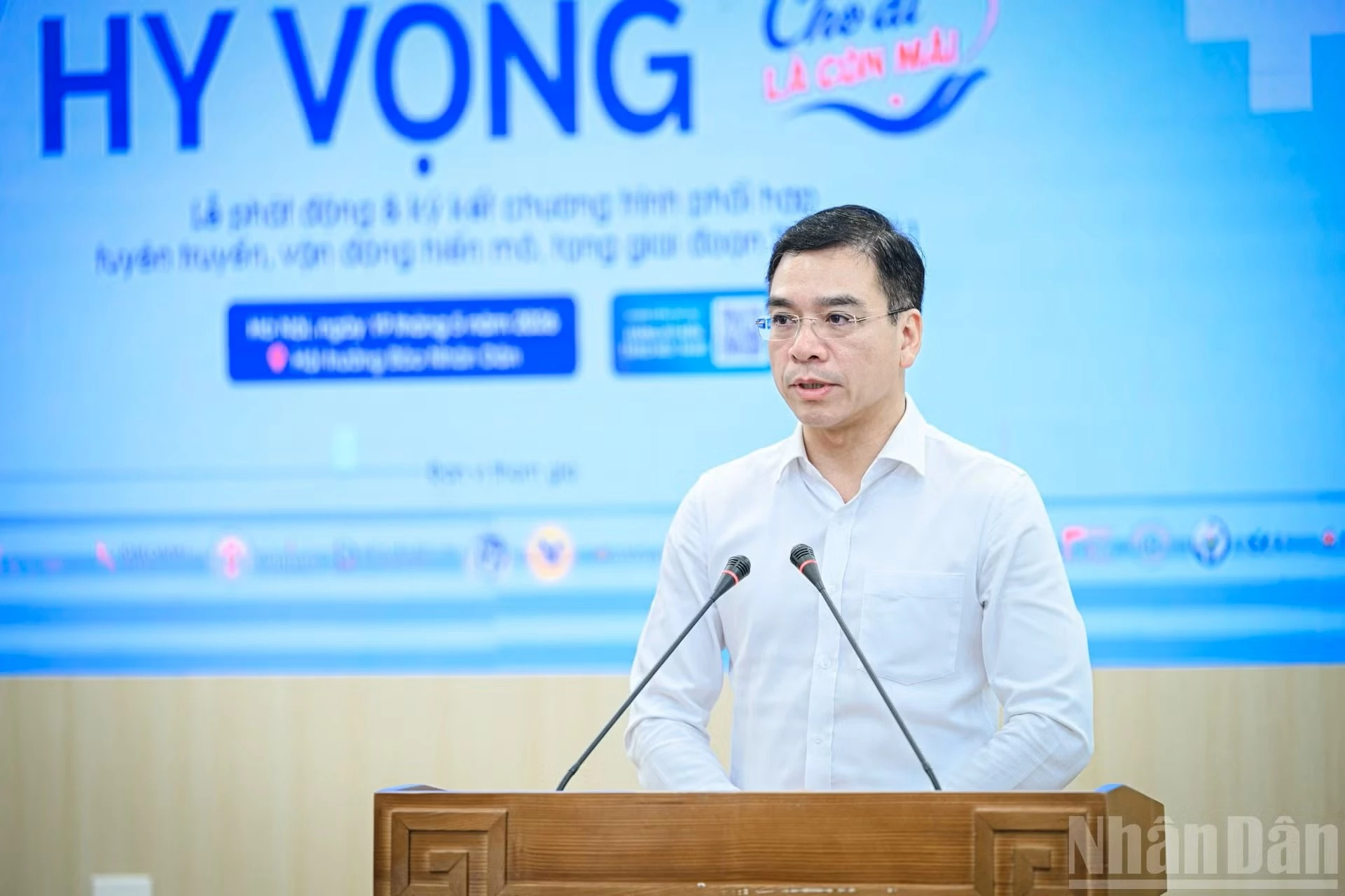 Tiến sĩ Hà Anh Đức, Cục trưởng Cục Quản lý Khám, chữa bệnh, Bộ Y tế phát biểu tại lễ ký kết. (Ảnh: BẢO LONG)