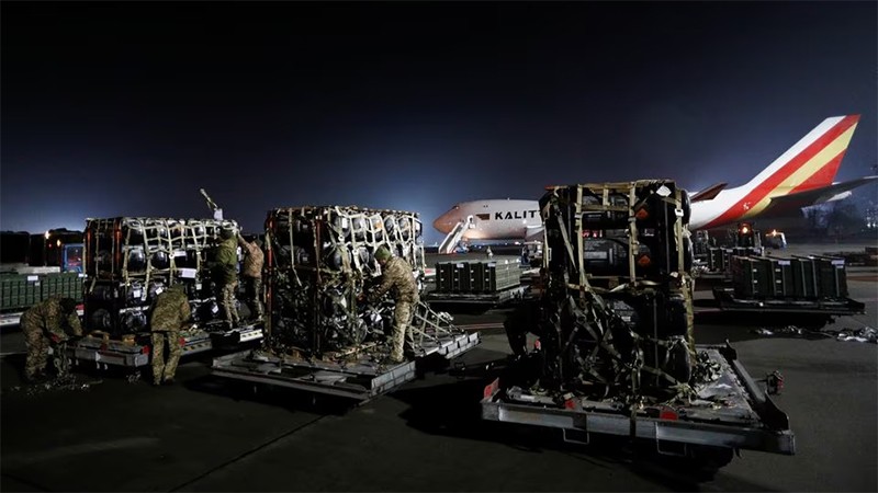 Mỹ công bố gói viện trợ quân sự trị giá 325 triệu USD cho Ukraine