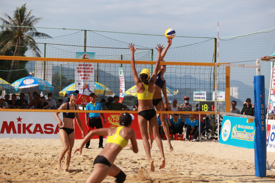 Womens final between Sanvinest Khanh Hoa and Can Tho 

