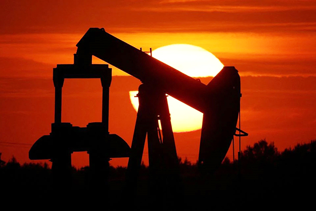 Giá xăng dầu hôm nay (13-6): Trái chiều trước thềm Fed nhóm họp