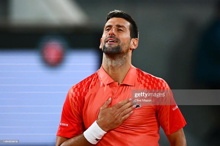 và Djokovic vẫn thể hiện đẳng cấp và bản lĩnh 