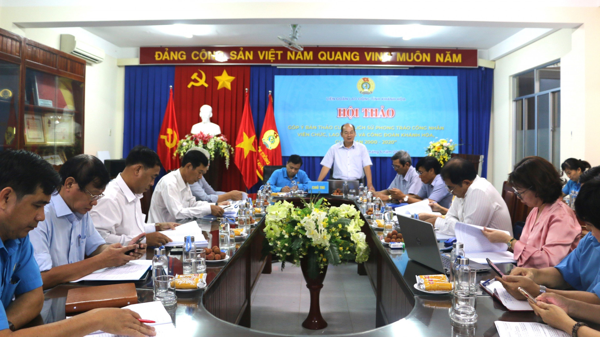 Quang cảnh tại hội thảo.