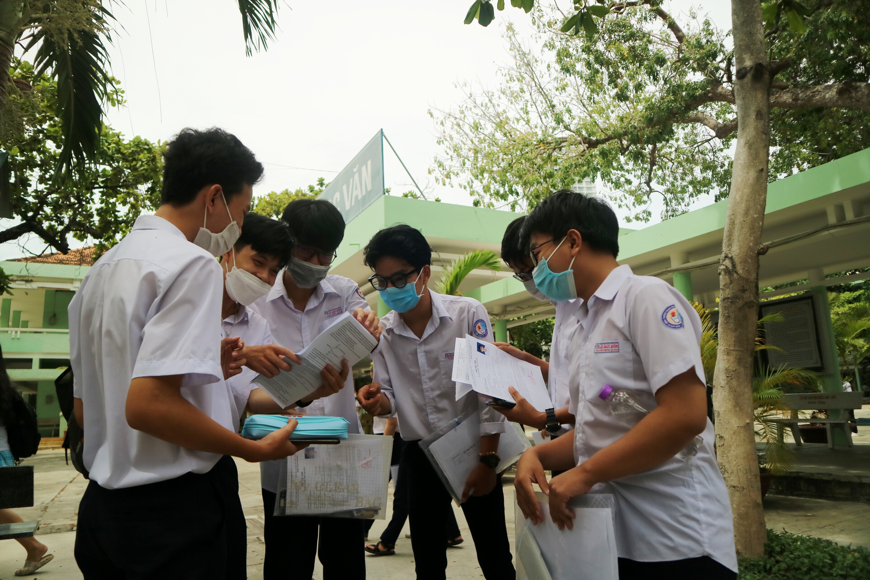 Chuẩn bị kỳ thi tốt nghiệp THPT năm 2023: Chủ động, thận trọng về mọi mặt