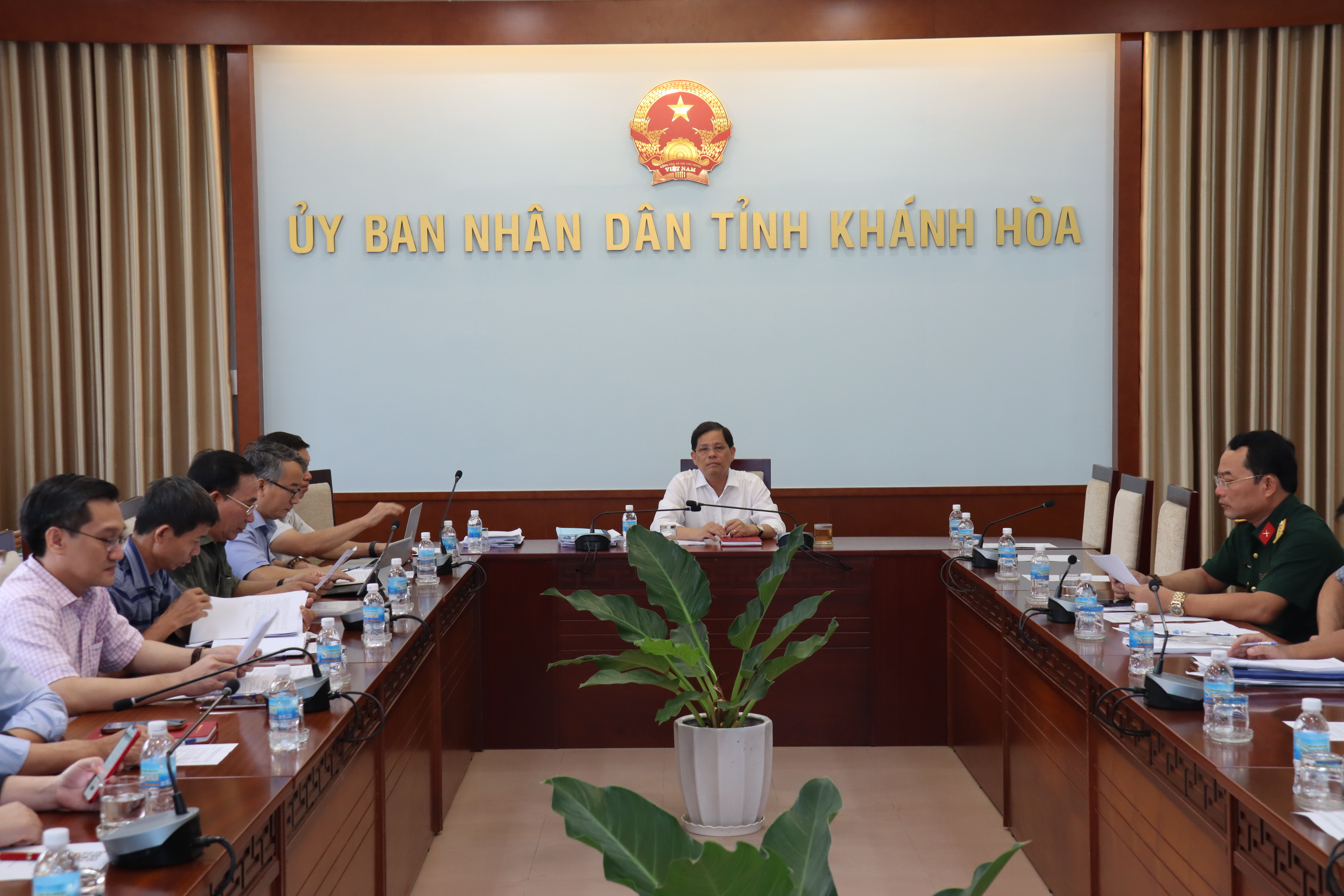 Thông qua một số nội dung trình Kỳ họp thứ 10 HĐND tỉnh Khánh Hòa